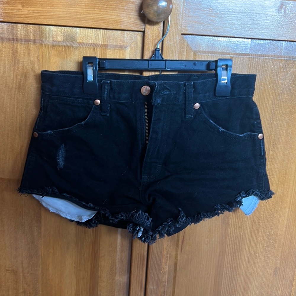 Black wrangler denim shorts 26 worn once
